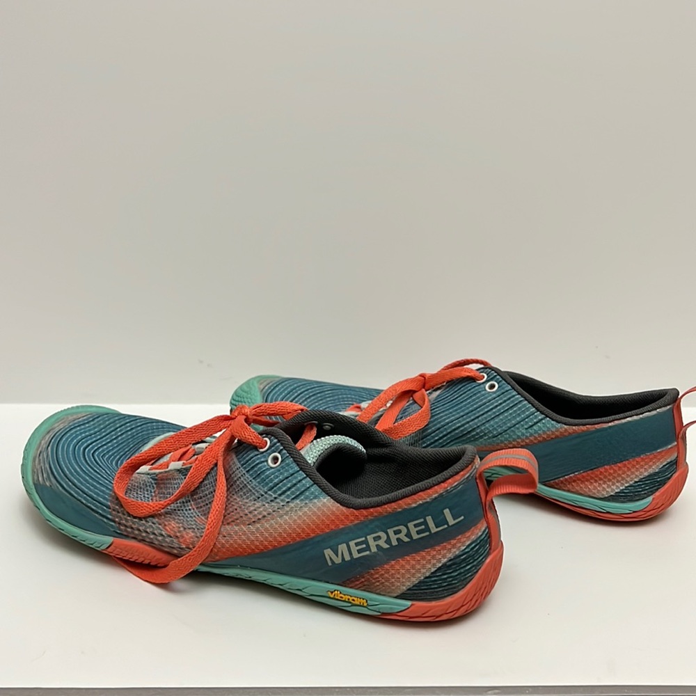 Merrell vibram shoes